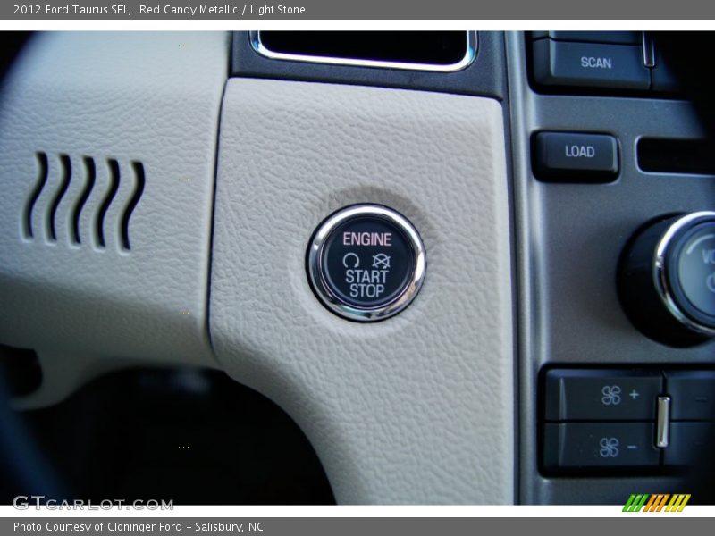 Controls of 2012 Taurus SEL