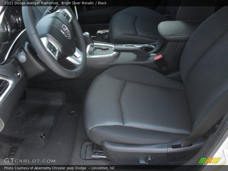 Bright Silver Metallic / Black 2011 Dodge Avenger Mainstreet