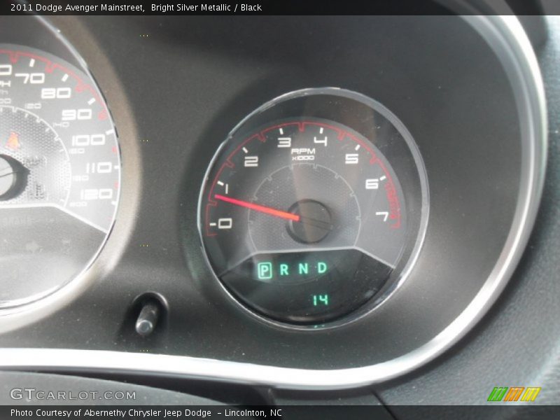 Bright Silver Metallic / Black 2011 Dodge Avenger Mainstreet