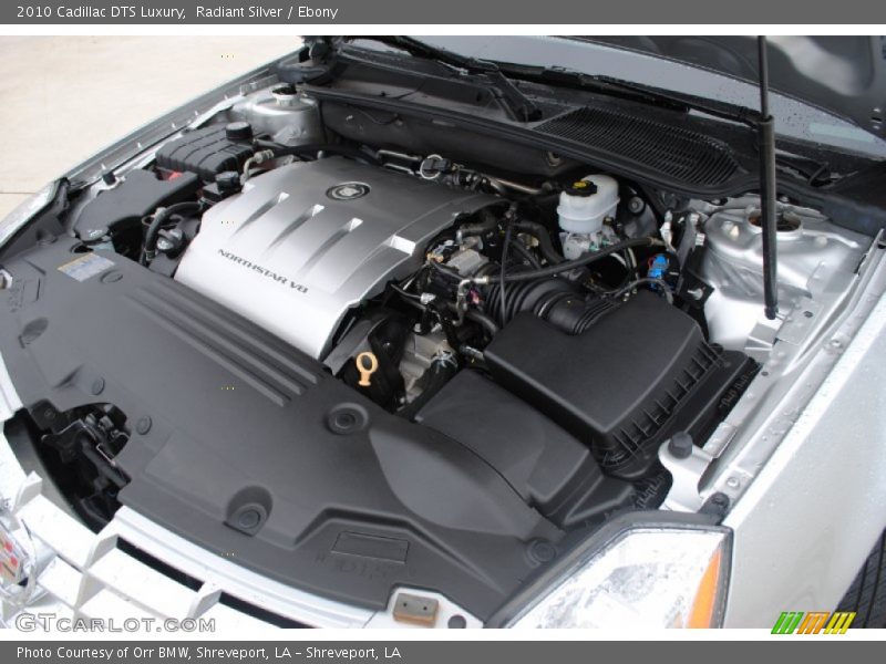 Radiant Silver / Ebony 2010 Cadillac DTS Luxury