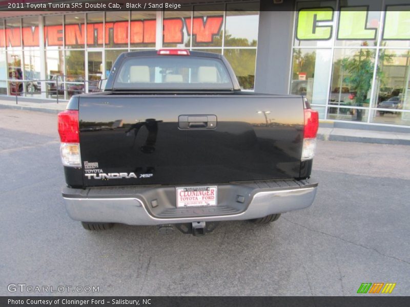 Black / Sand Beige 2011 Toyota Tundra SR5 Double Cab