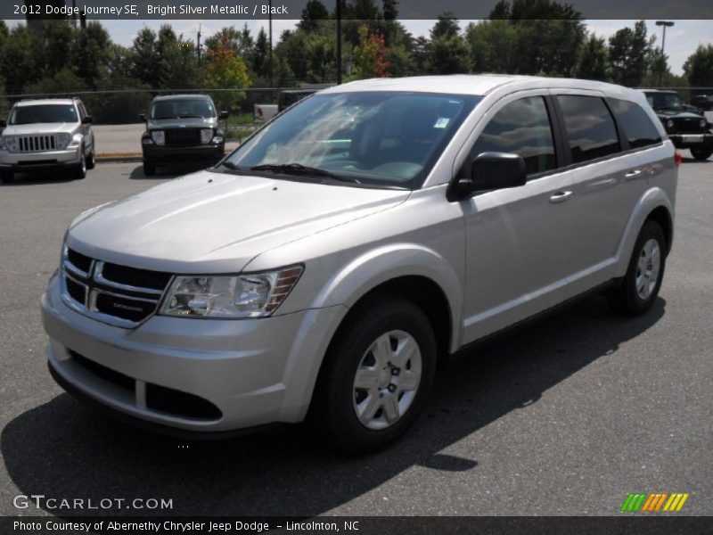Front 3/4 View of 2012 Journey SE