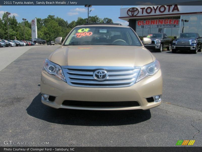 Sandy Beach Metallic / Ivory 2011 Toyota Avalon