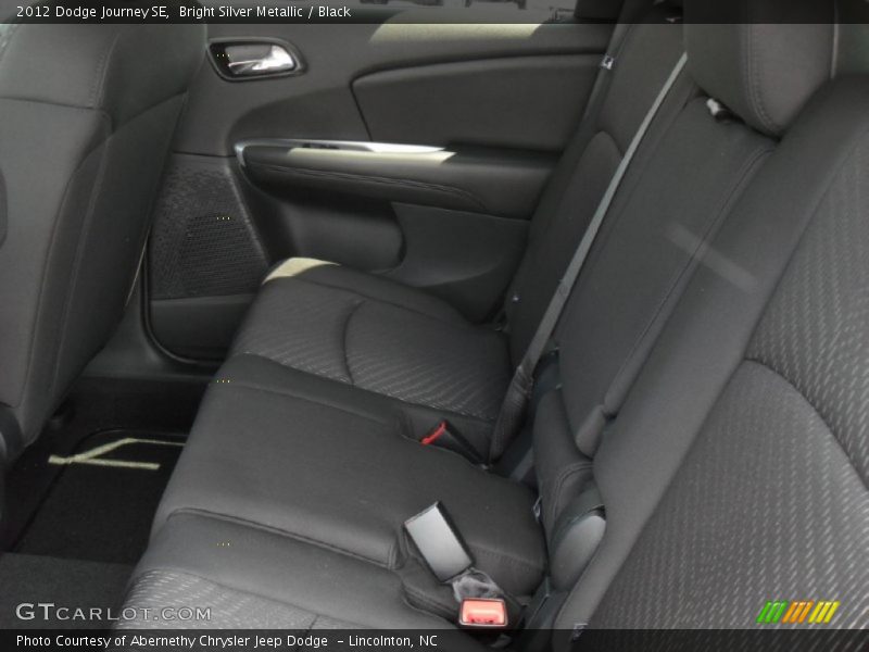 Bright Silver Metallic / Black 2012 Dodge Journey SE