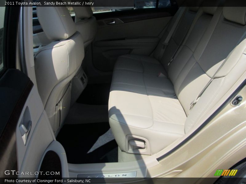 Sandy Beach Metallic / Ivory 2011 Toyota Avalon