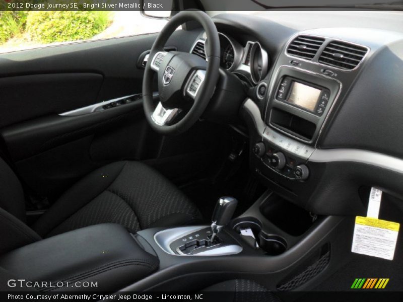 Bright Silver Metallic / Black 2012 Dodge Journey SE