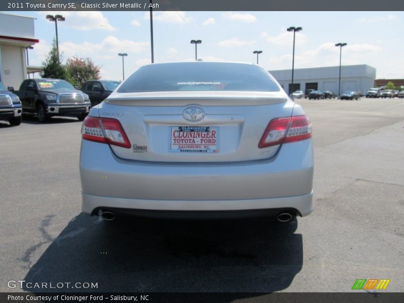Classic Silver Metallic / Ash 2011 Toyota Camry SE