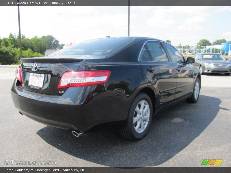 Black / Bisque 2011 Toyota Camry LE V6