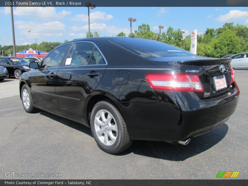 Black / Bisque 2011 Toyota Camry LE V6