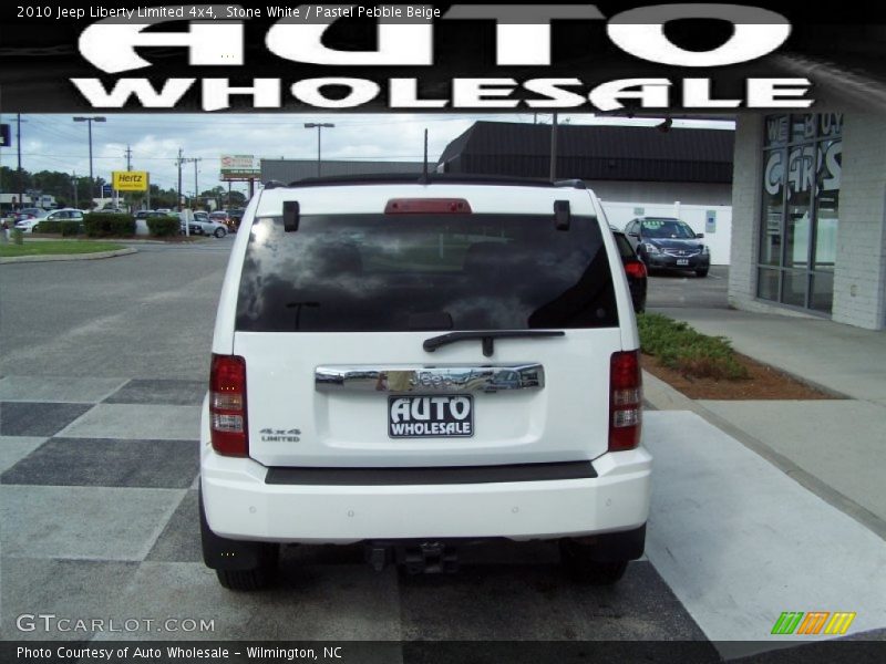 Stone White / Pastel Pebble Beige 2010 Jeep Liberty Limited 4x4