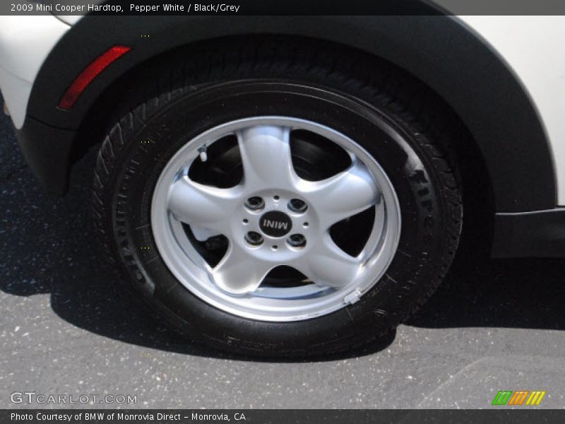 Pepper White / Black/Grey 2009 Mini Cooper Hardtop