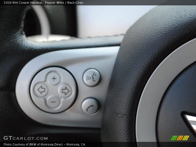 Pepper White / Black/Grey 2009 Mini Cooper Hardtop