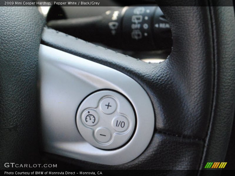 Pepper White / Black/Grey 2009 Mini Cooper Hardtop