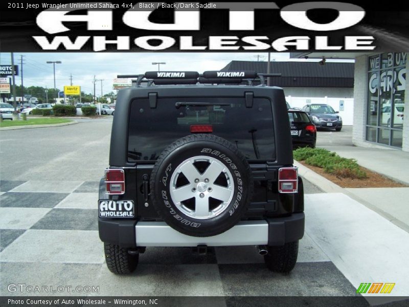 Black / Black/Dark Saddle 2011 Jeep Wrangler Unlimited Sahara 4x4