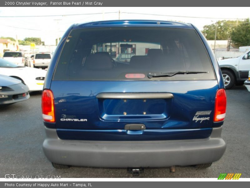 Patriot Blue Pearl / Mist Gray 2000 Chrysler Voyager