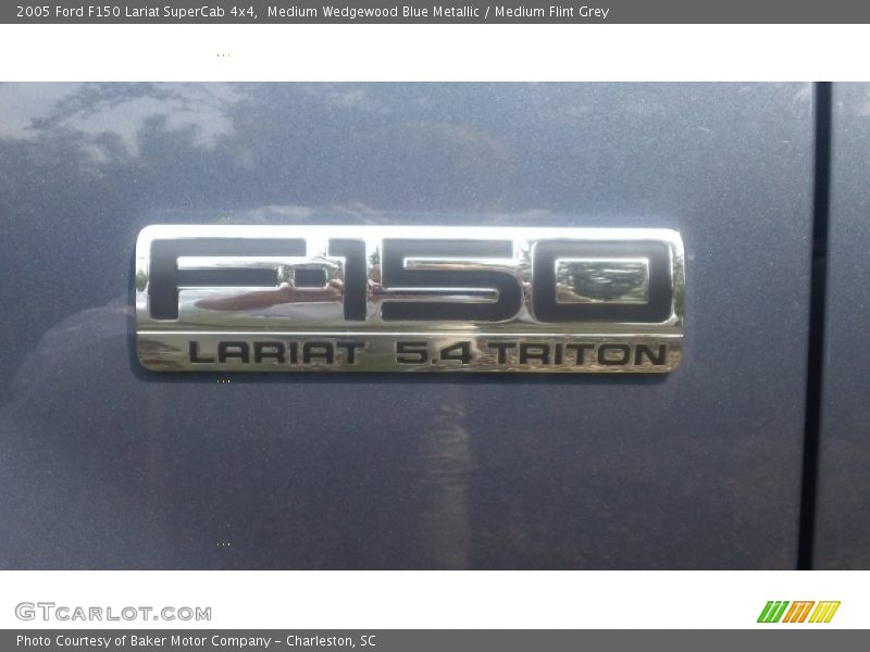 Medium Wedgewood Blue Metallic / Medium Flint Grey 2005 Ford F150 Lariat SuperCab 4x4