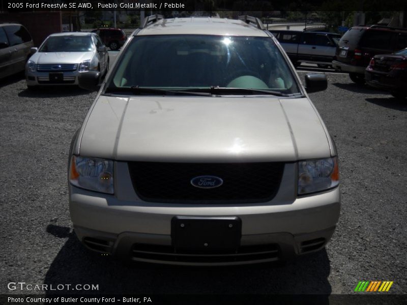 Pueblo Gold Metallic / Pebble 2005 Ford Freestyle SE AWD