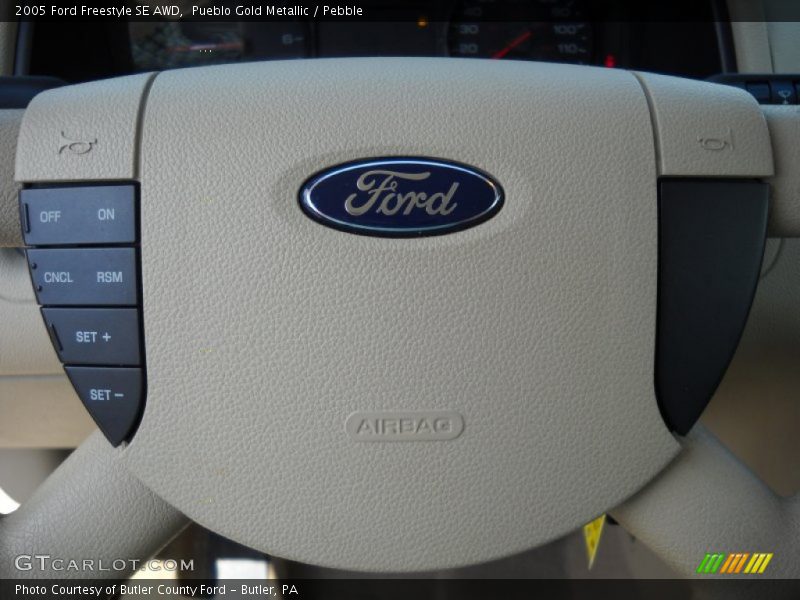 Pueblo Gold Metallic / Pebble 2005 Ford Freestyle SE AWD