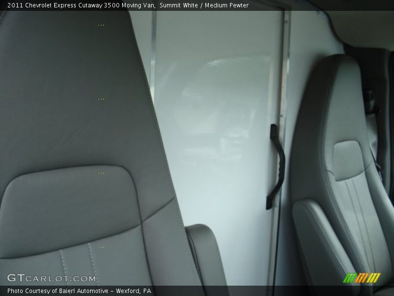 Summit White / Medium Pewter 2011 Chevrolet Express Cutaway 3500 Moving Van
