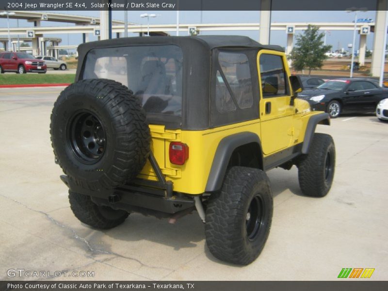 Solar Yellow / Dark Slate Gray 2004 Jeep Wrangler SE 4x4
