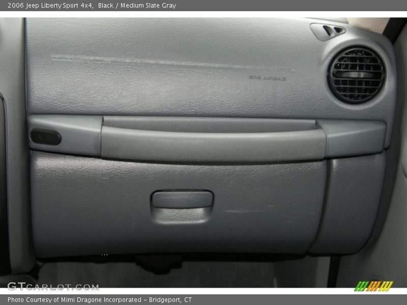 Black / Medium Slate Gray 2006 Jeep Liberty Sport 4x4