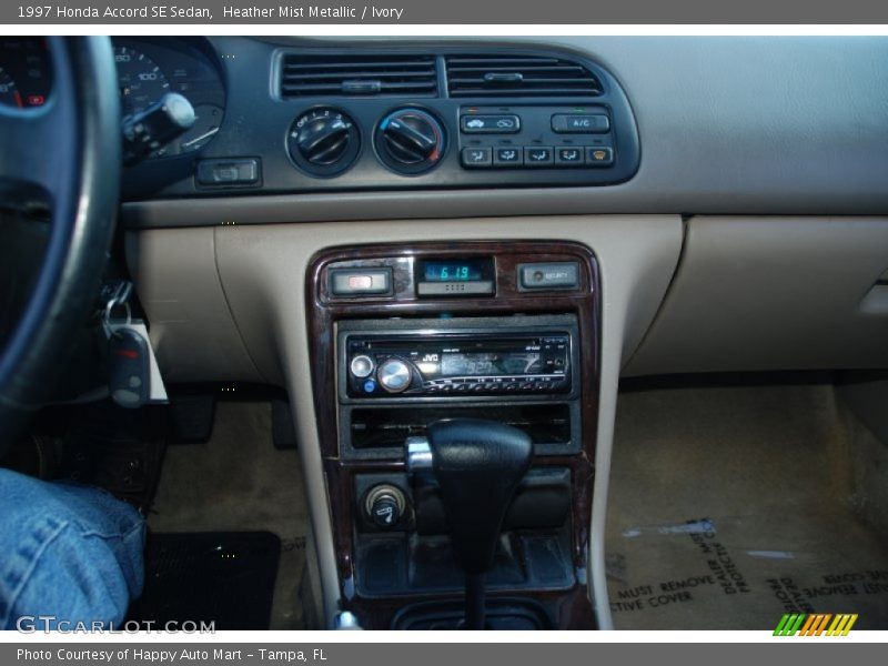 Heather Mist Metallic / Ivory 1997 Honda Accord SE Sedan