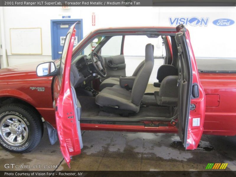 Toreador Red Metallic / Medium Prairie Tan 2001 Ford Ranger XLT SuperCab