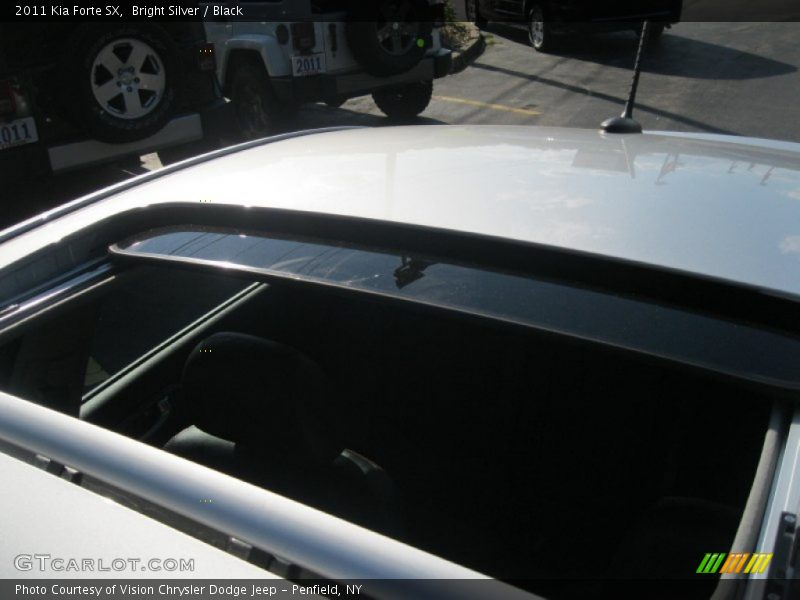 Bright Silver / Black 2011 Kia Forte SX