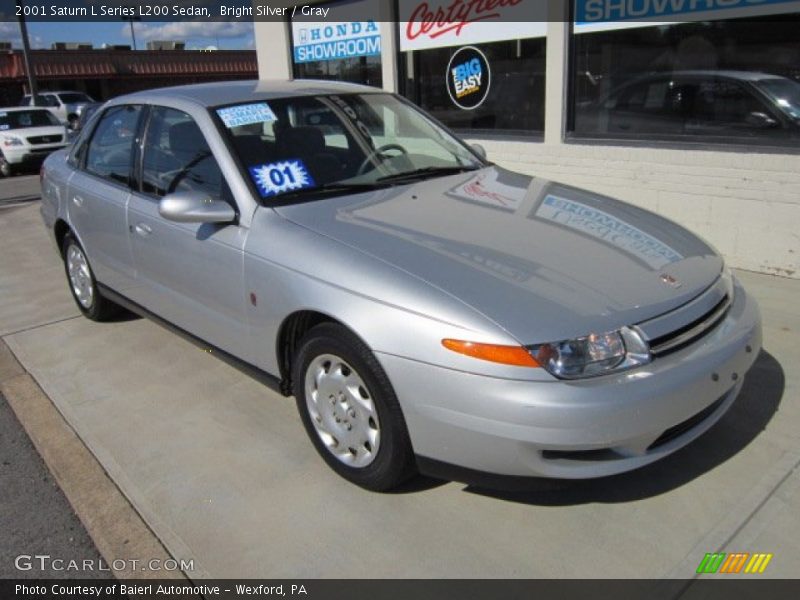 Bright Silver / Gray 2001 Saturn L Series L200 Sedan