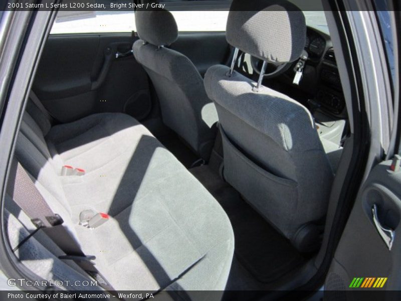 Bright Silver / Gray 2001 Saturn L Series L200 Sedan