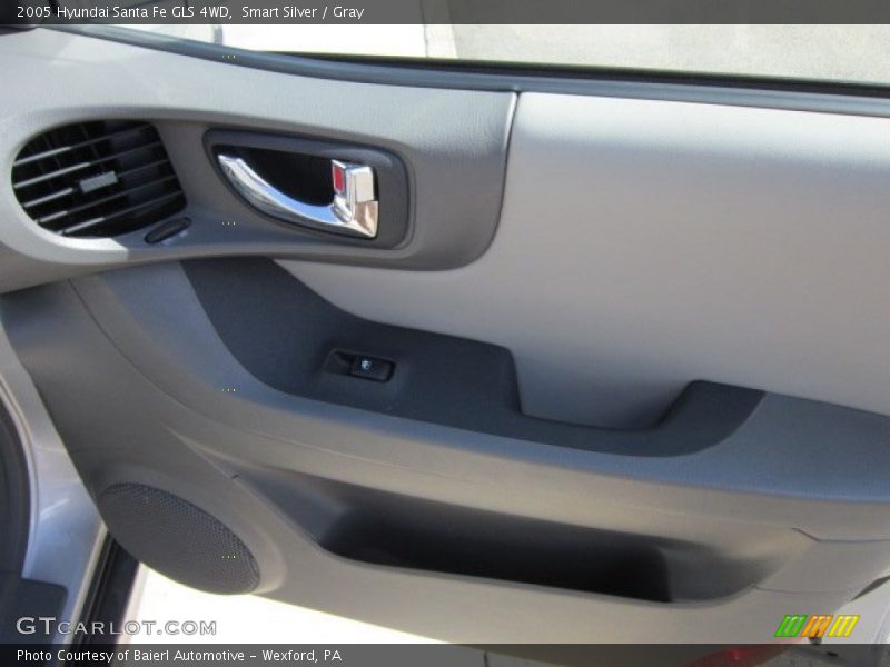 Smart Silver / Gray 2005 Hyundai Santa Fe GLS 4WD