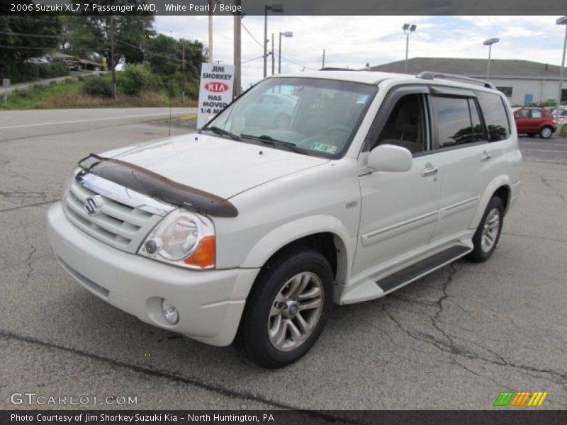 White Pearl / Beige 2006 Suzuki XL7 7 Passenger AWD