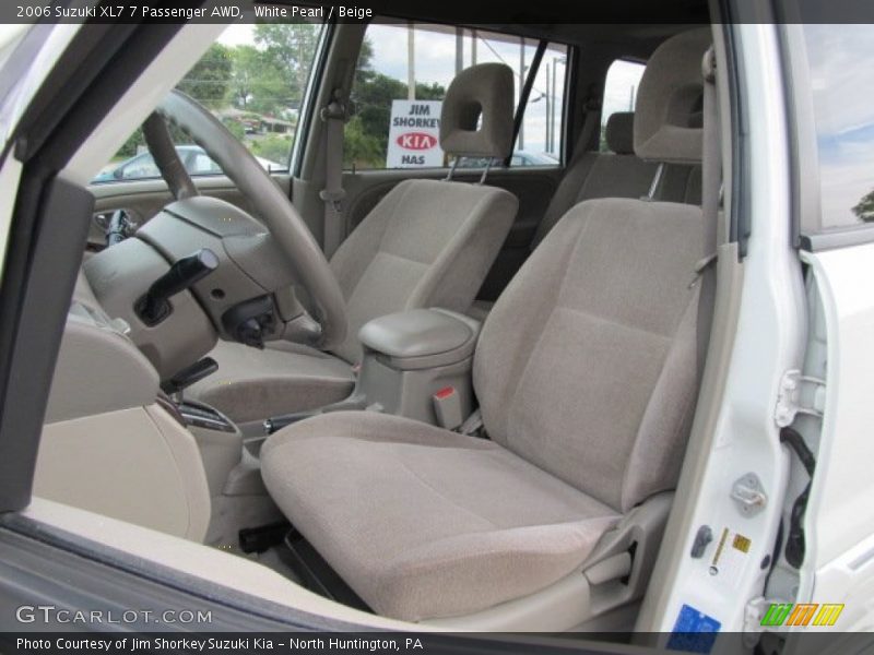 White Pearl / Beige 2006 Suzuki XL7 7 Passenger AWD