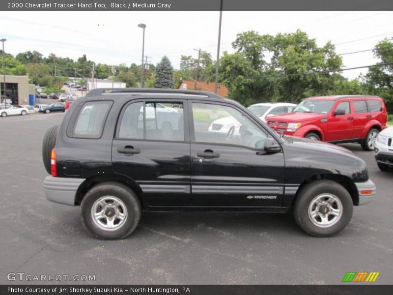  2000 Tracker Hard Top Black