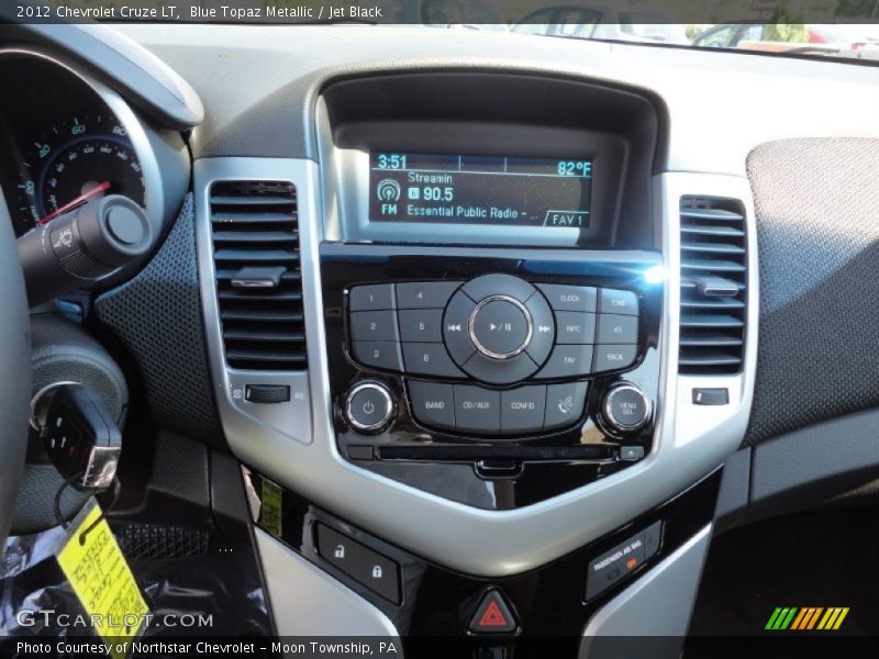 Controls of 2012 Cruze LT