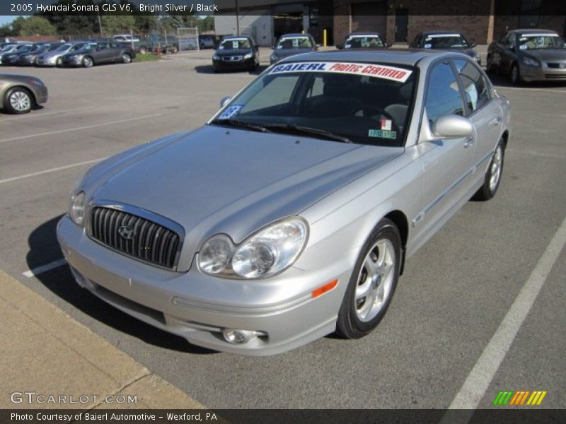 Bright Silver / Black 2005 Hyundai Sonata GLS V6