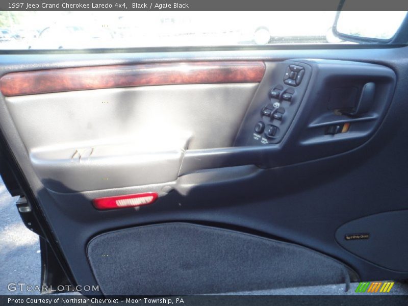 Black / Agate Black 1997 Jeep Grand Cherokee Laredo 4x4