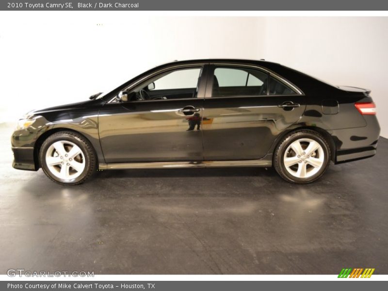 Black / Dark Charcoal 2010 Toyota Camry SE