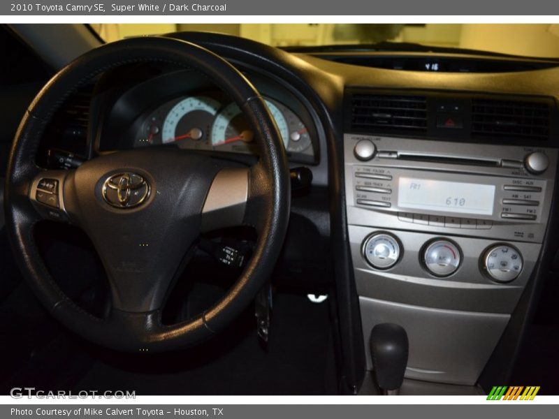 Super White / Dark Charcoal 2010 Toyota Camry SE