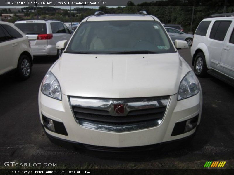 White Diamond Tricoat / Tan 2007 Saturn Outlook XR AWD