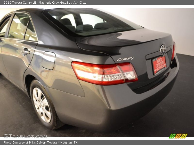 Magnetic Gray Metallic / Ash Gray 2010 Toyota Camry LE