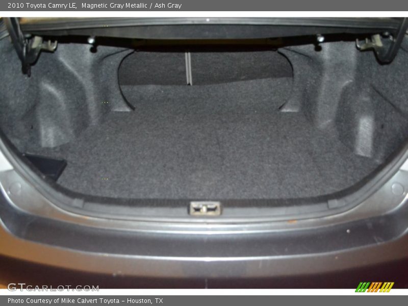 Magnetic Gray Metallic / Ash Gray 2010 Toyota Camry LE