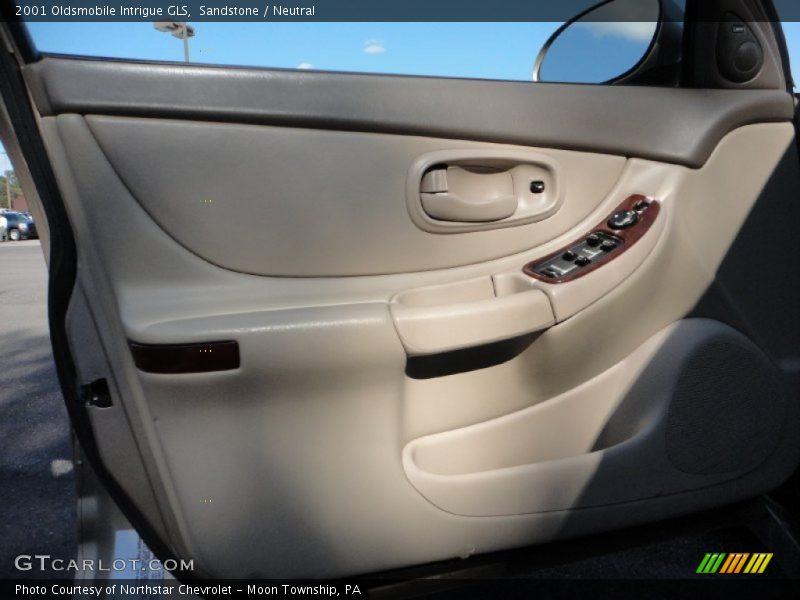 Sandstone / Neutral 2001 Oldsmobile Intrigue GLS