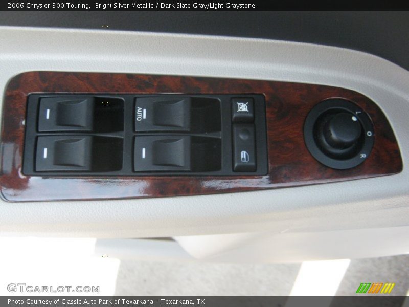 Bright Silver Metallic / Dark Slate Gray/Light Graystone 2006 Chrysler 300 Touring