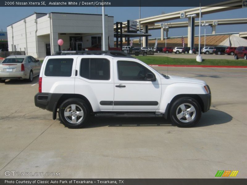 Avalanche White / Desert/Graphite 2006 Nissan Xterra SE