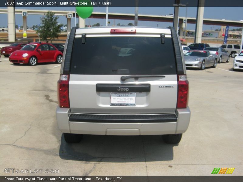Light Graystone Pearl / Khaki 2007 Jeep Commander Sport