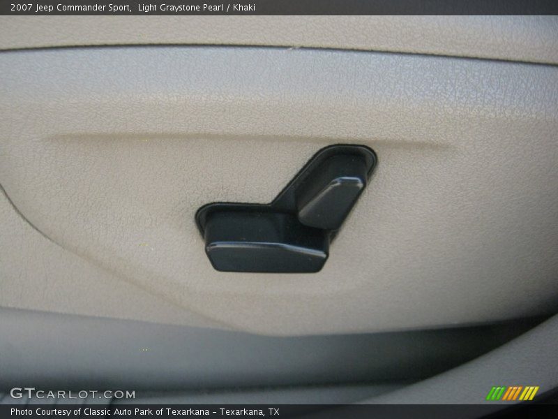 Light Graystone Pearl / Khaki 2007 Jeep Commander Sport