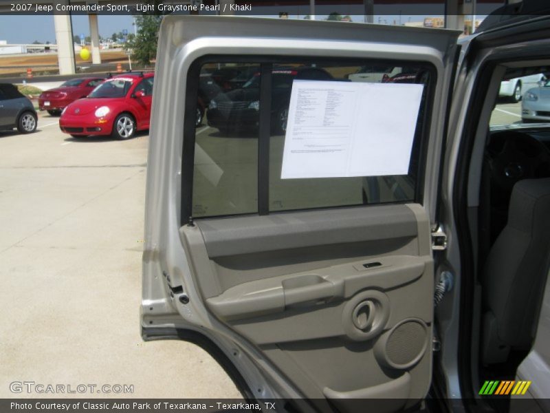 Light Graystone Pearl / Khaki 2007 Jeep Commander Sport