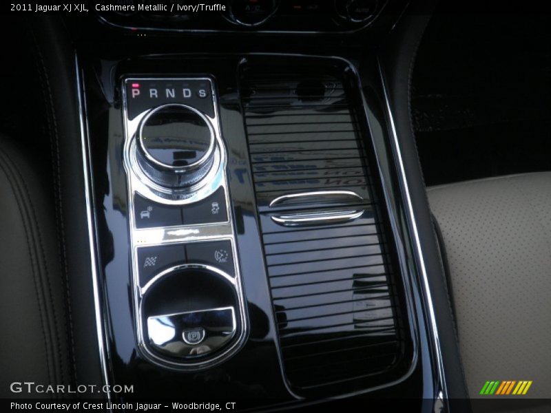 Cashmere Metallic / Ivory/Truffle 2011 Jaguar XJ XJL