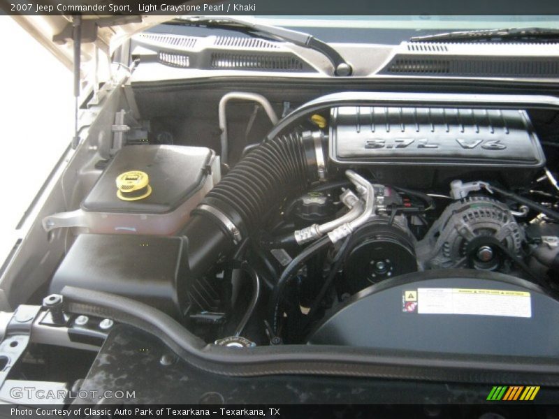 Light Graystone Pearl / Khaki 2007 Jeep Commander Sport